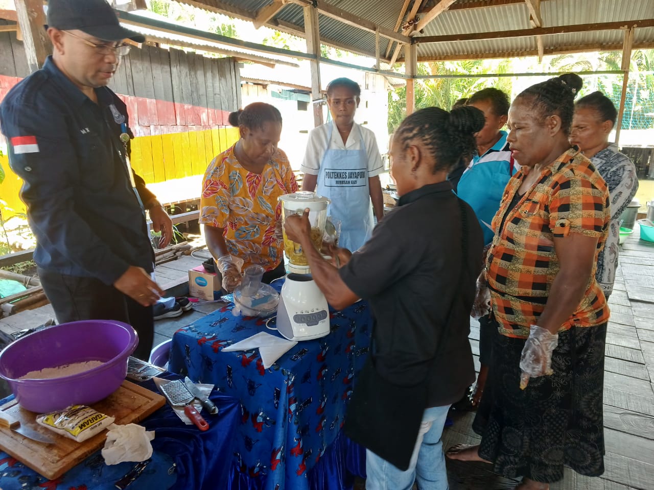 Pembuatan Stik Ulat sagu